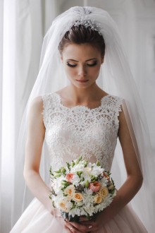 Анна, Джойс (3)